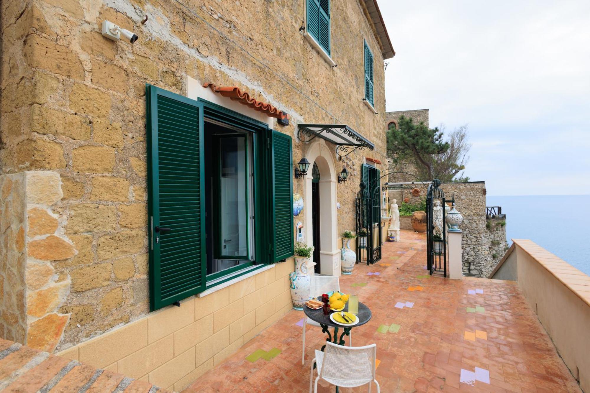 Il Sogno Bed & Breakfast Еркие Екстериор снимка